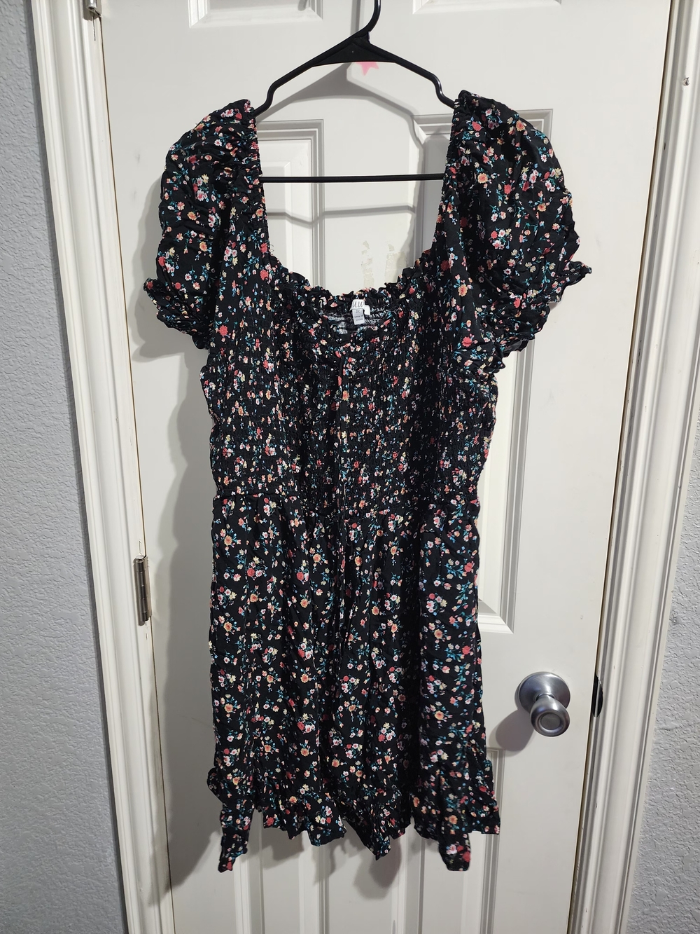 AUW Black Floral Puff-Sleeve Dress with Multicolor Blossoms